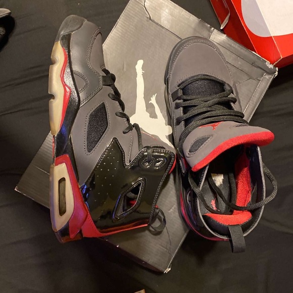 Jordan 6s - Picture 2 of 3